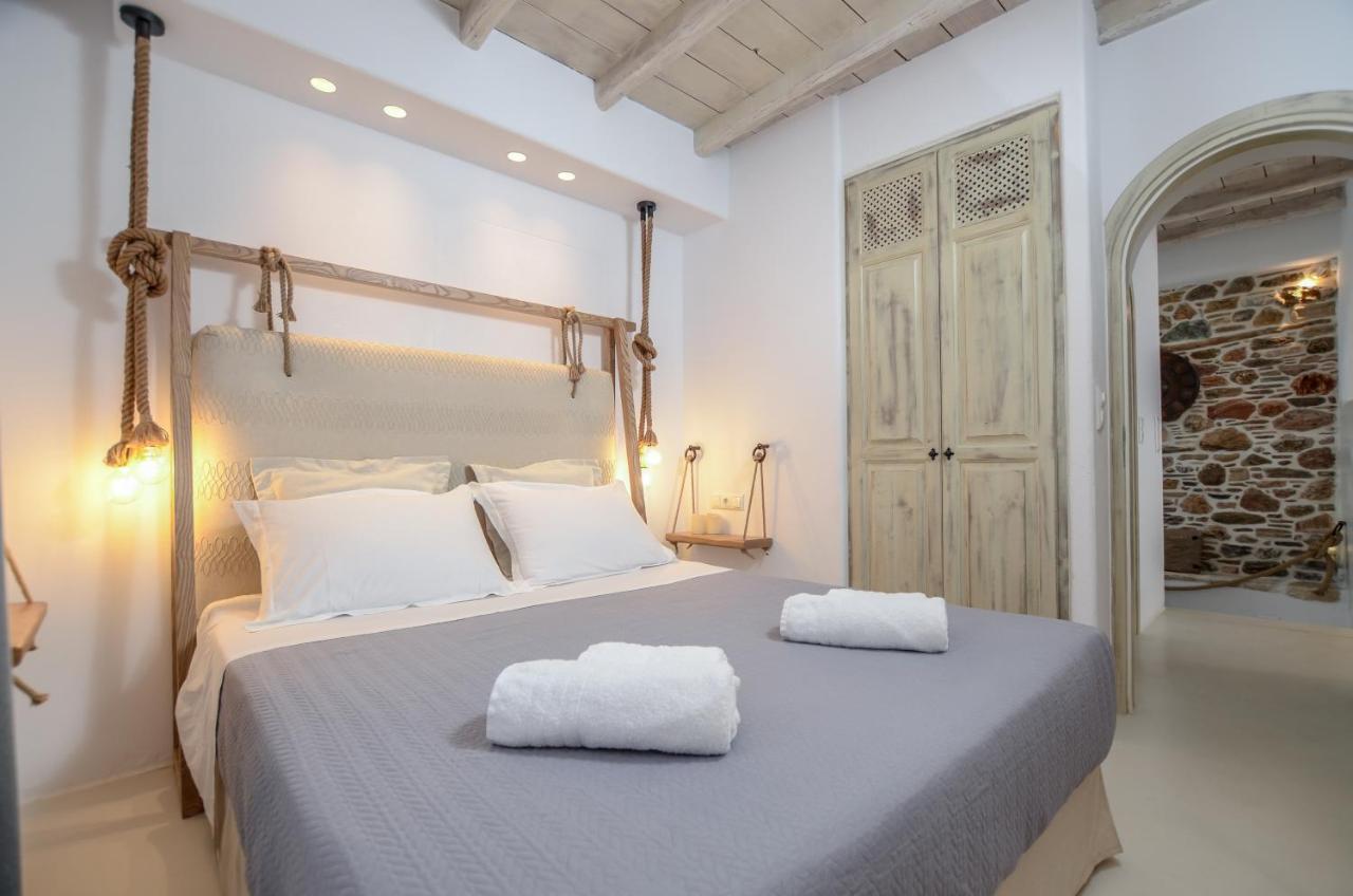 Honey & Cinnamon Luxury Suite Naxos City Exterior foto