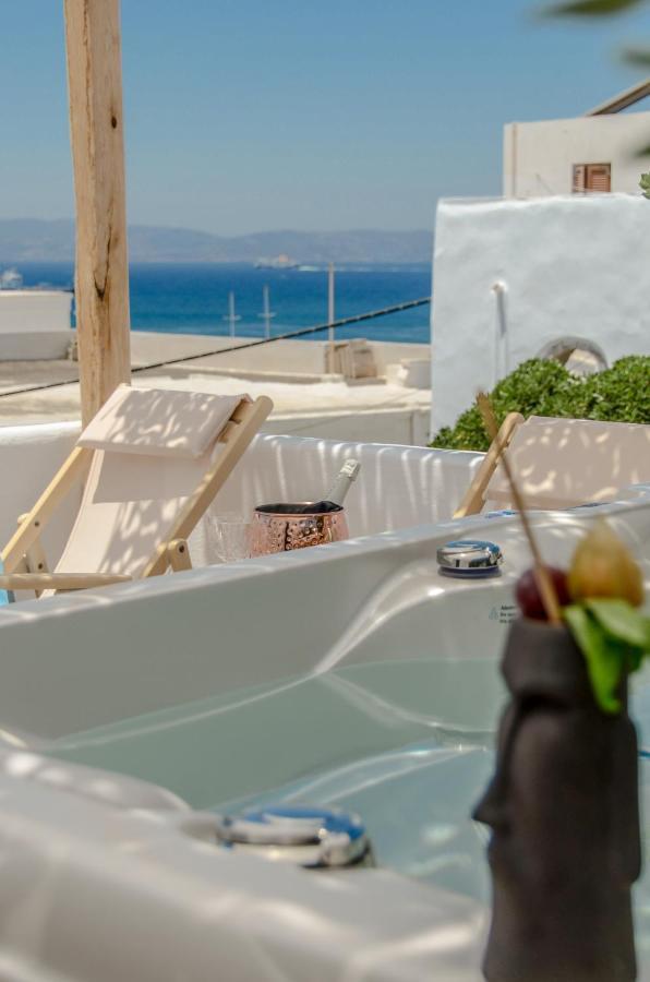 Honey & Cinnamon Luxury Suite Naxos City Exterior foto