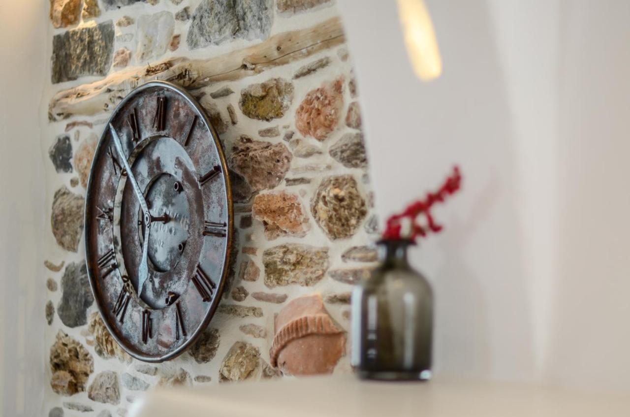 Honey & Cinnamon Luxury Suite Naxos City Exterior foto